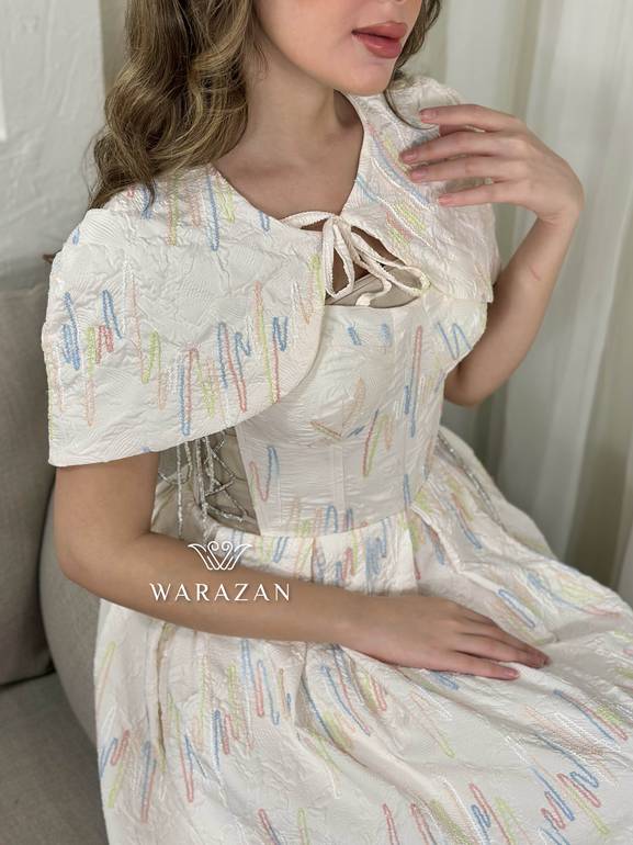 فستان ناعم بقصة من الكتف 