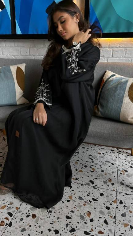 عباية مناسبات اورجنزا بتطريز بالكم