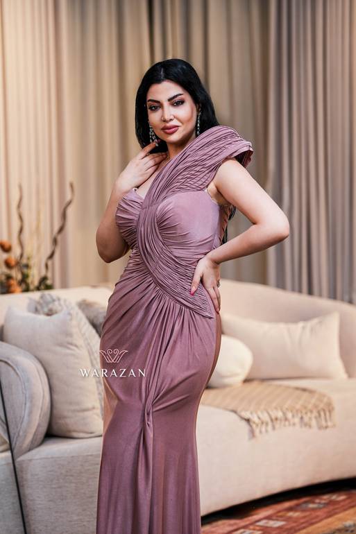 فستان سهرة ماسك فخم وأنيق