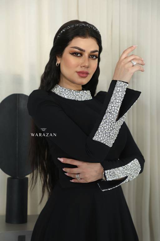 فستان سهرة ملكي بكرستال 