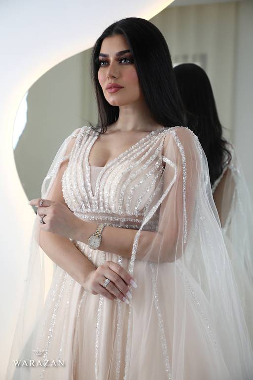 فستان سهرة تل أنيق بأربعة ألوان