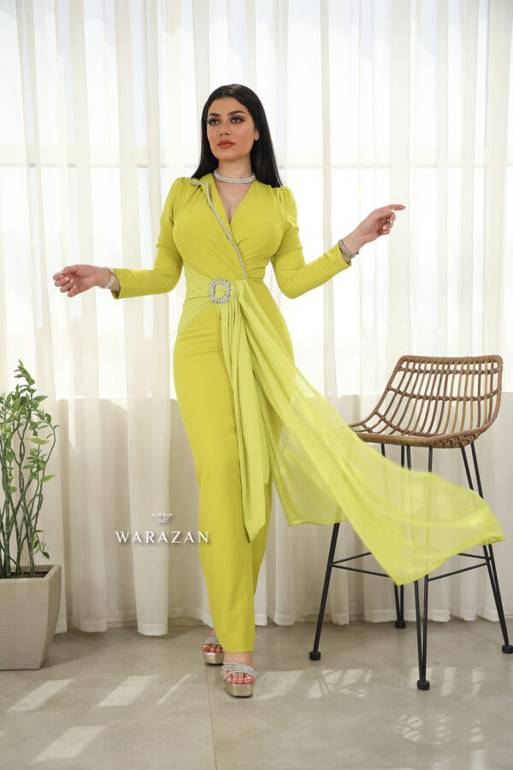 فستان سهرة ناعم وأنيق