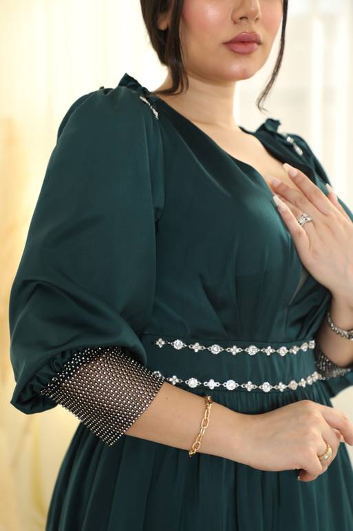 فستان سهره زيتي بخرز من الخصر