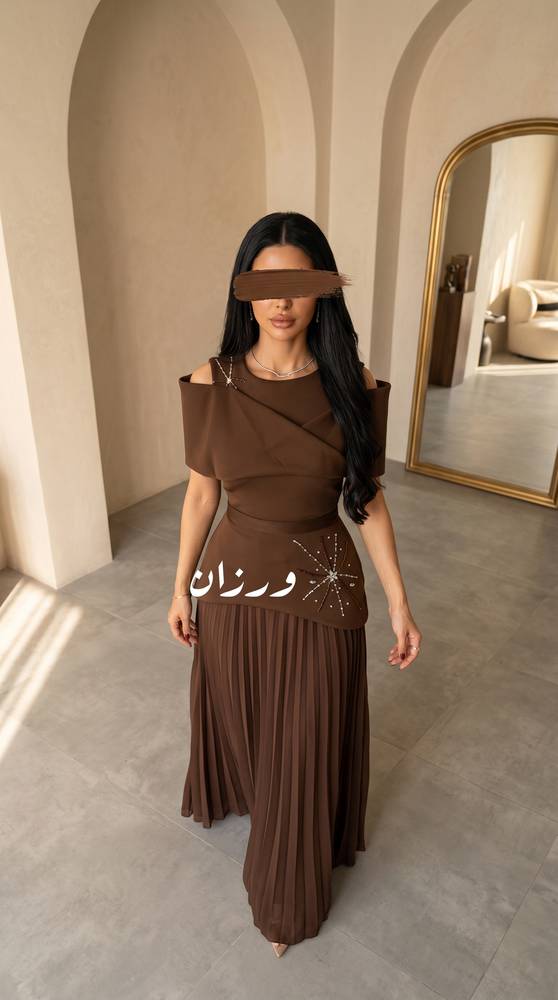 فستان سهرة أوف شولدر بتصميم بليسيه
