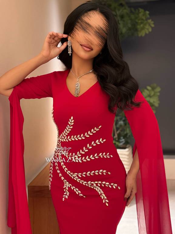 فستان سهره ماسك باكمام طويله 
