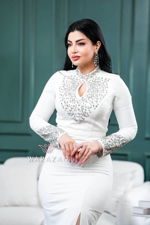 فستان سهرة ناعم ملكي بكرستال بـ 3 ألوان