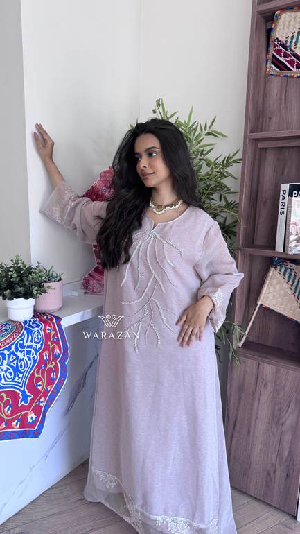 جلابيه انيقه بتطريز ورد - S - لحمي