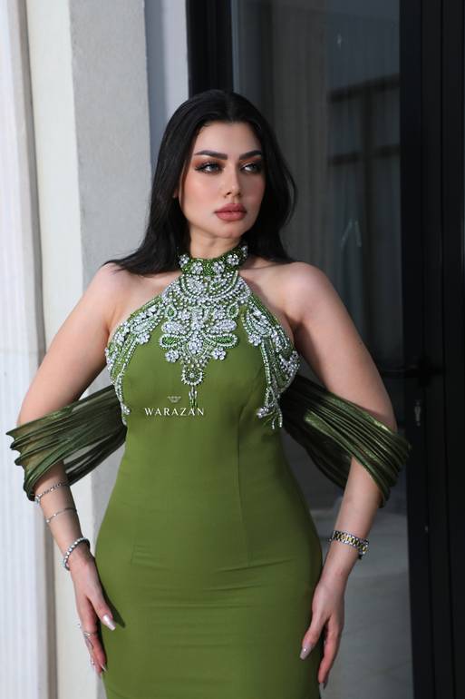 فستان سهرة راقي للمناسبات بتطريز 
