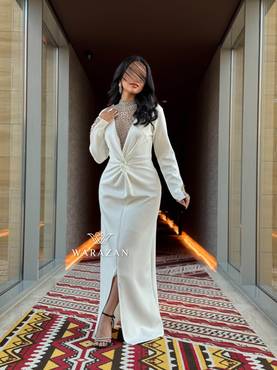فستان سهرة راقي بأكمام طويلة