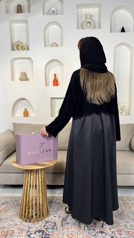 عباية بتدخيلة شك من الخصر 