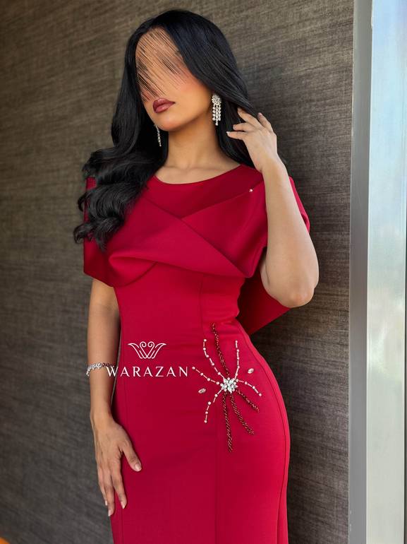 فساتين سهرة أنيقة بتطريز كرستال