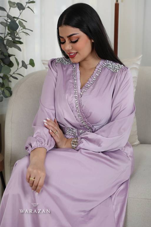 فستان براندي أنيق