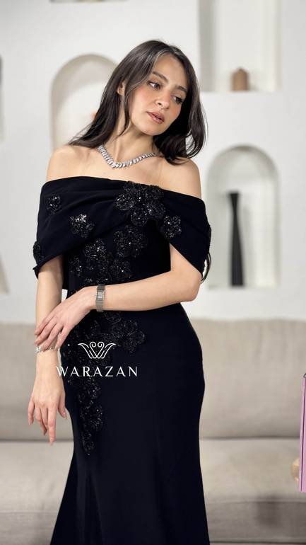 فستان سهره بتطريز كرستال اسود 