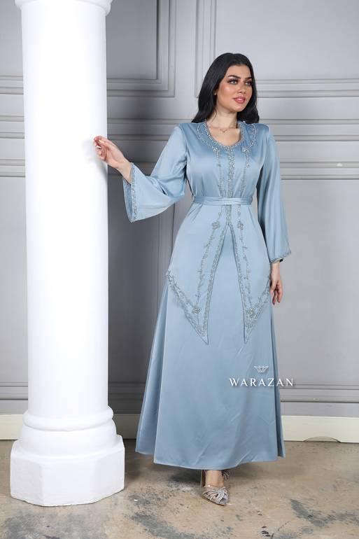 فستان سهرة ساتر بتطريز