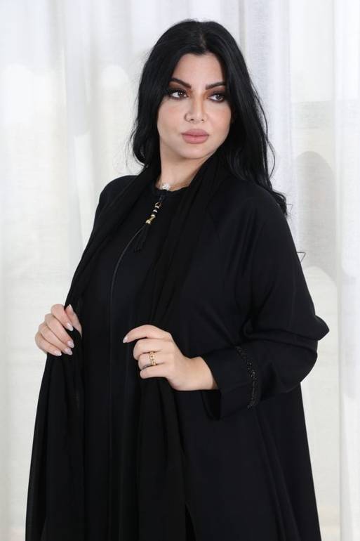عباية رسمية ناعمة بفتحة أمامية كاملة مع سحاب 