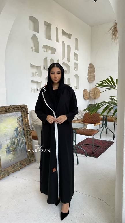 عباية رسمية لطالبات الجامعات والدوامات