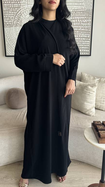 عباية للعيد عملية بستايل حبال من الخلف