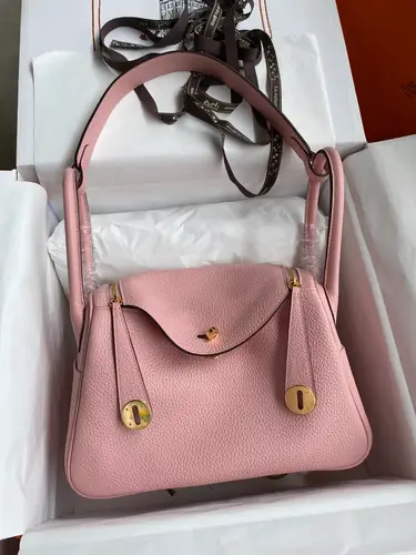 Hermès Lindy Size 26cm