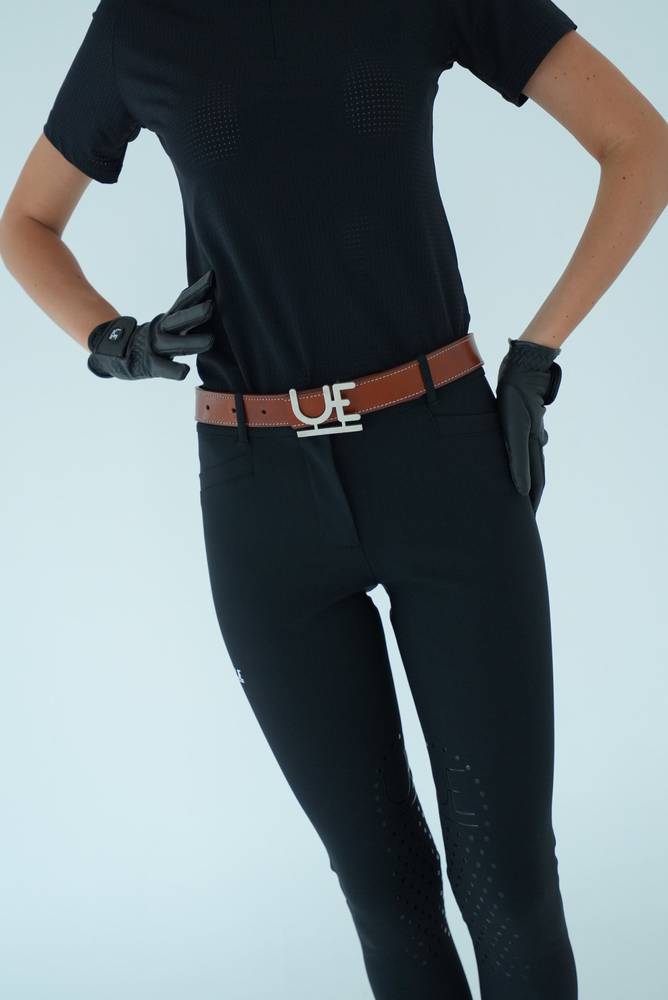 Reversible belt