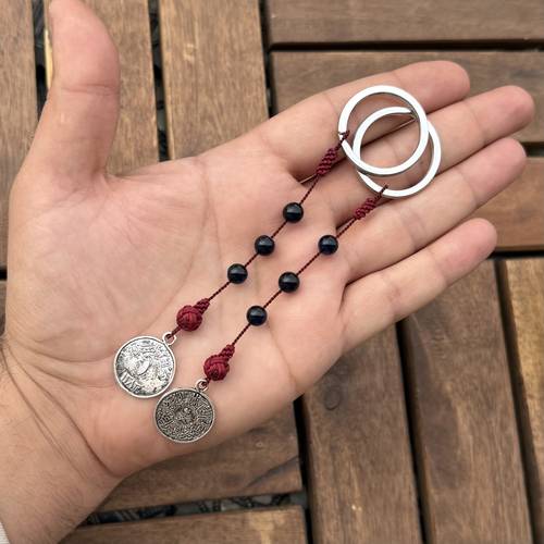ميدالية الكهرمان المعالج بالليز وبالنهاية هلل سعودي 