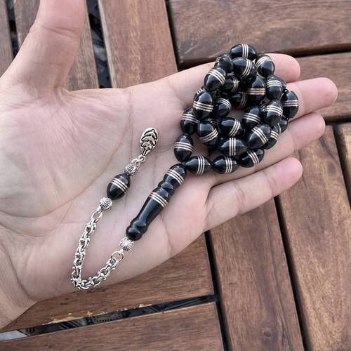 يسر كبس مطعم ستيل (خامة طبيعية) عدد الخرز 33 مقاس 10*14ملي بكركوشة حديد ما تصميمنا وتنفيذنا 