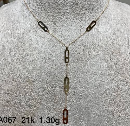 عقد ذهب عيار 21