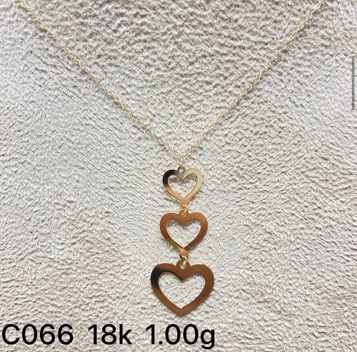 عقد ذهب عيار 18