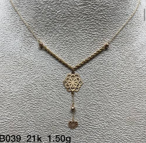 عقد ذهب عيار 21