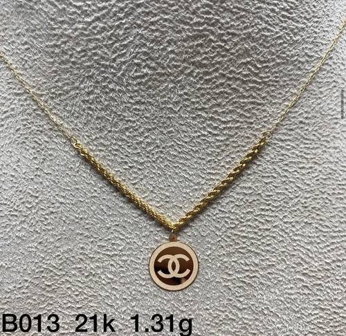 عقد ذهب عيار 21