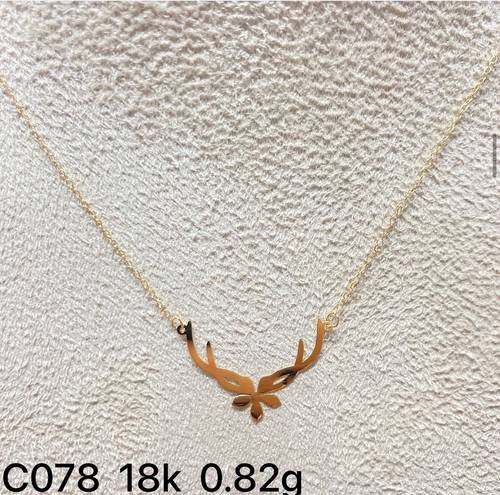 عقد ذهب عيار 18