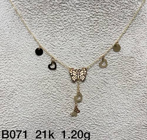 عقد ذهب عيار 21
