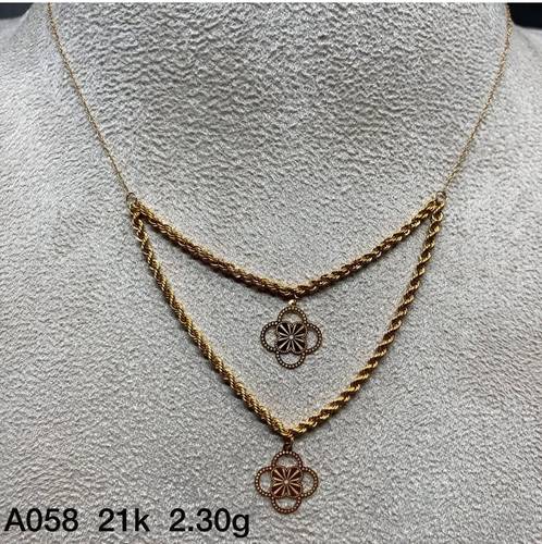 عقد ذهب عيار 21