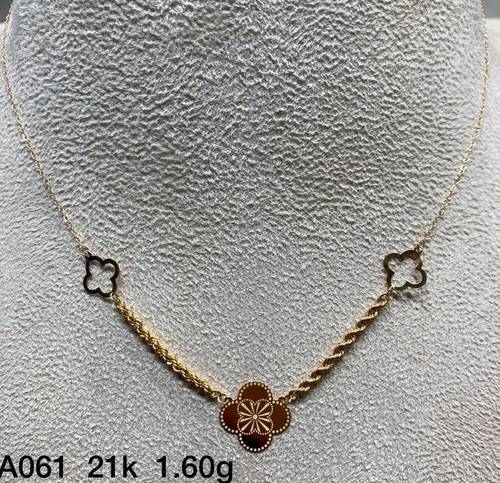 عقد ذهب عيار 21