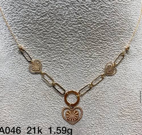 عقد ذهب عيار 21