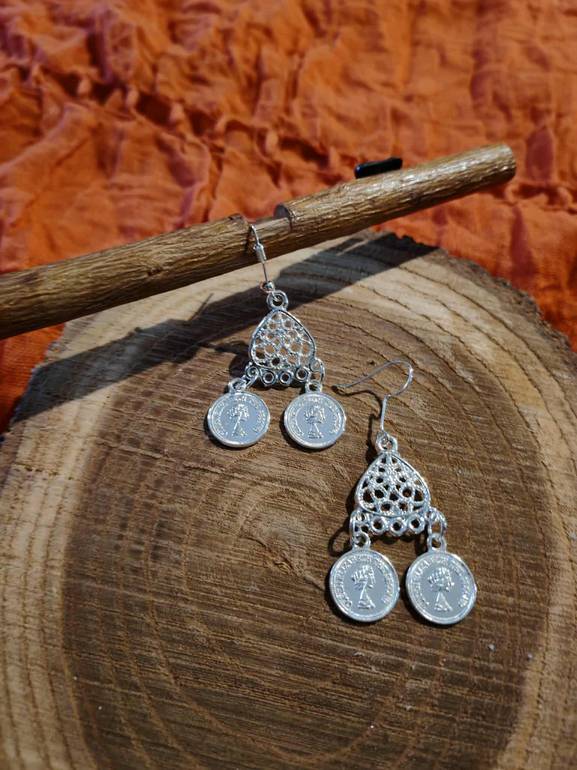 Silver color earrings with 2 coins