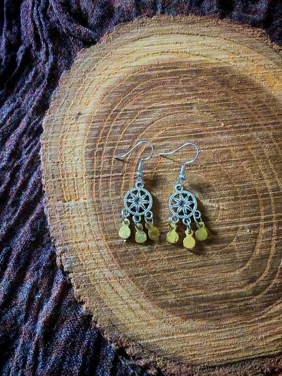 Small size earrings