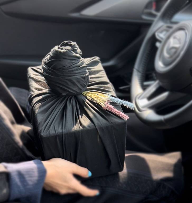 هدية الرخصة والسيارة