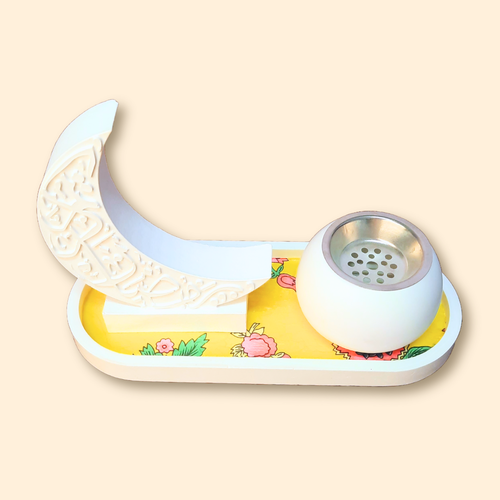 طقم ديكور رمضان تصميم شالكي 1 – كوستر بيضاوي مع مبخرة وستاند هلال رمضان كريم