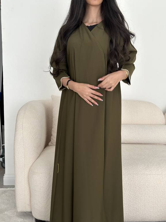 600# عباية زيتي بقيطان ذهبي