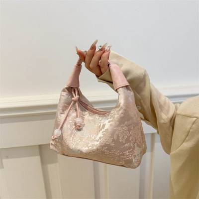 جديد النمط الصيني غرامة التطريز حقائب سيدات 2025 الصيف موضة حقيبة كتف Crossbody اليومية حقيبة يد للحفلات للنساء