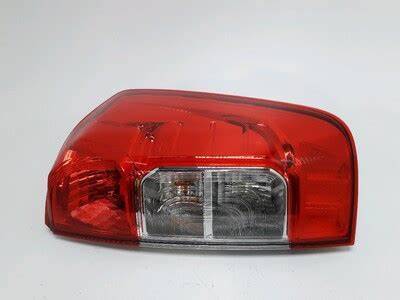 Genuine right rear taillight for Nissan Navara 2016/2018