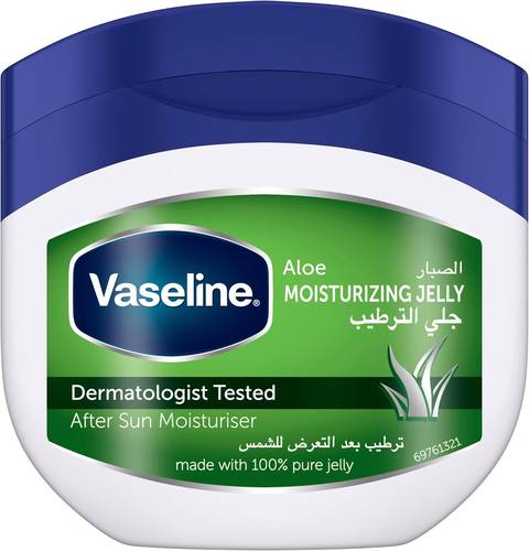 Vaseline Petroleum Jelly Light Moisturizing with Refreshing Aloe Vera - 450ml