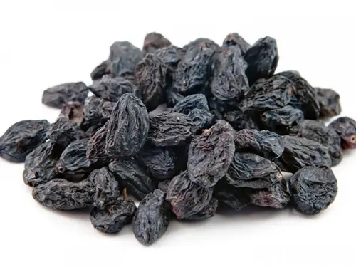 Yemeni black raisins, first grade