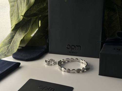طقم اسوارة مع خاتم apm - فضي