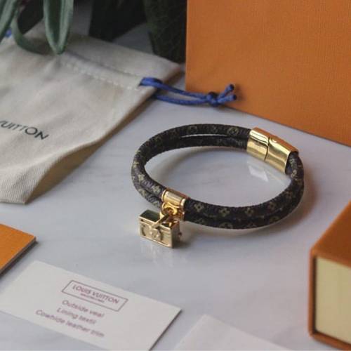 اسوارة لويس جلد 