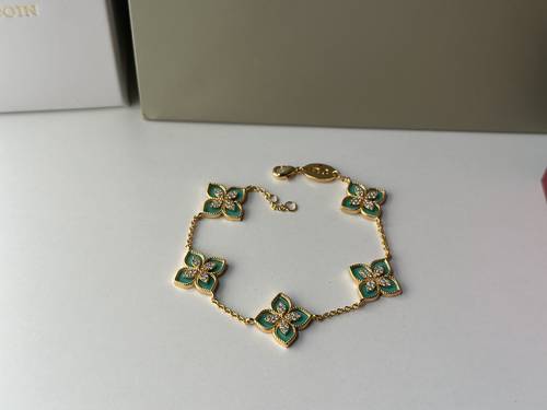 اسوارة روبرتو كوين 