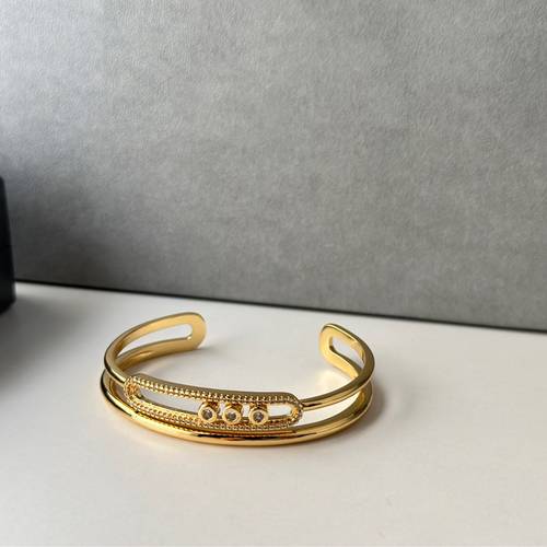 اسوارة ميسيكا 