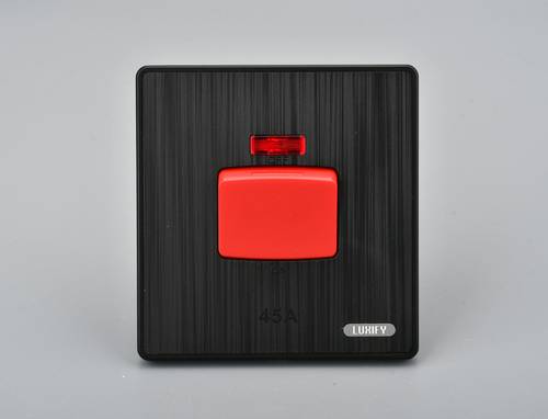 مفتاح 45 اميبر 7x7 (مكيف) LUXIFY