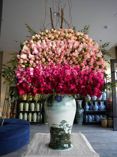 Ceramic Vase mix flowers 