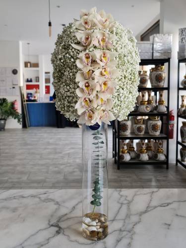 Glass Vase with mix flowers